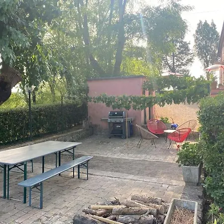 Rosella Villa Crespina